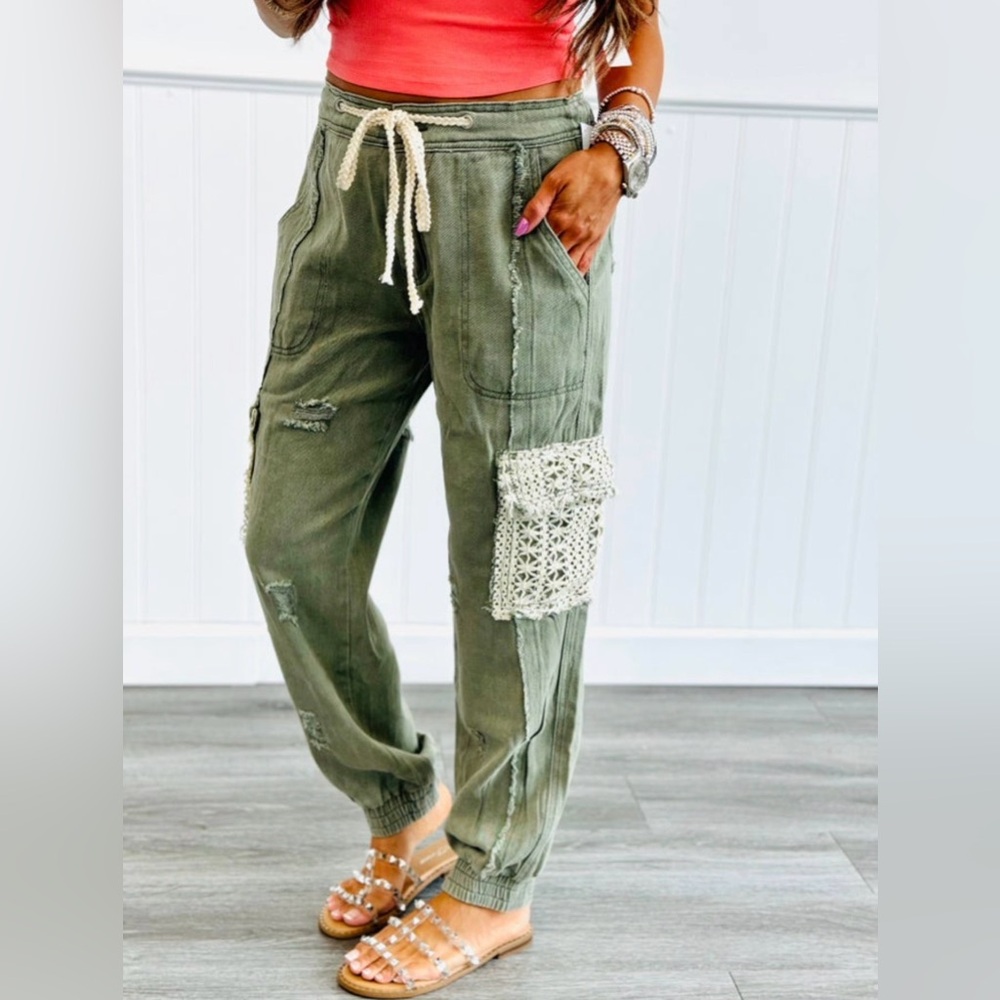 Brand New POL Tie Waistband Cargo Pockets Denim Joggers w/ Crochet Detail Olive
